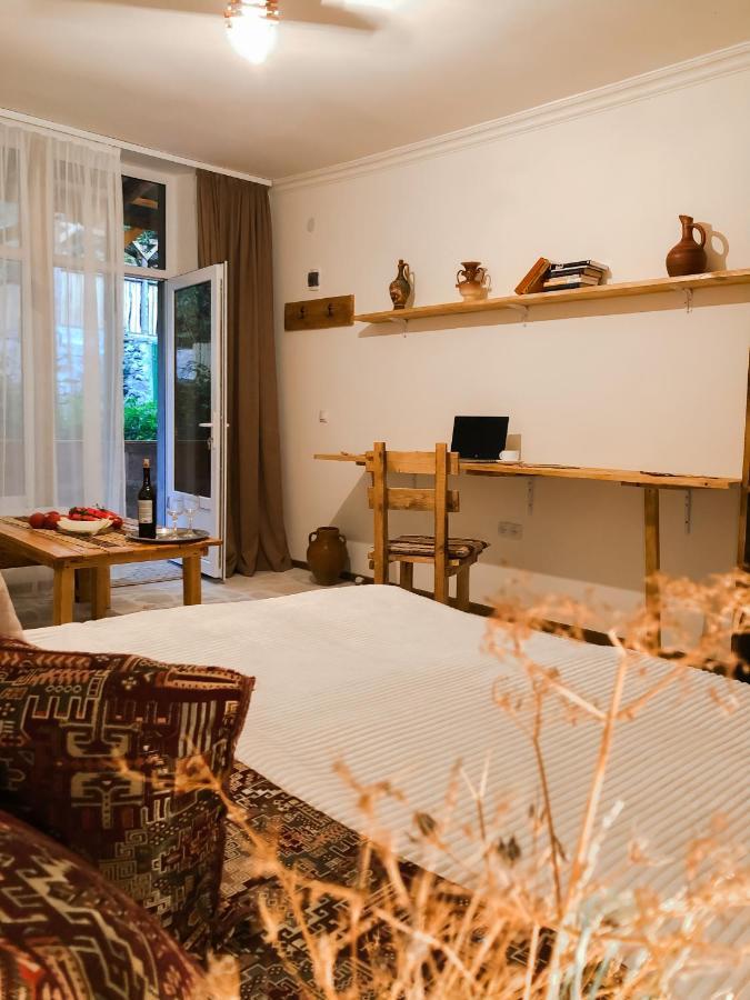 Bjnihouse, Guest House エクステリア 写真